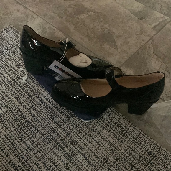 Mary Jane buckle size 8 - Picture 4 of 9